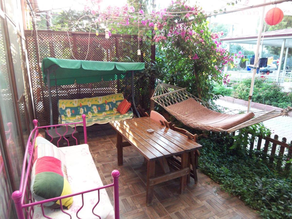 Izmir Tatil Evi Beach Resort Seferihisar Ürkmez Buitenkant foto